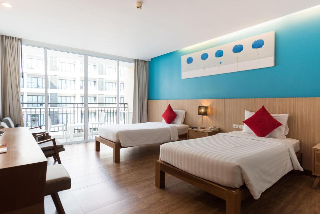 Hotel J Pattaya Esterno foto