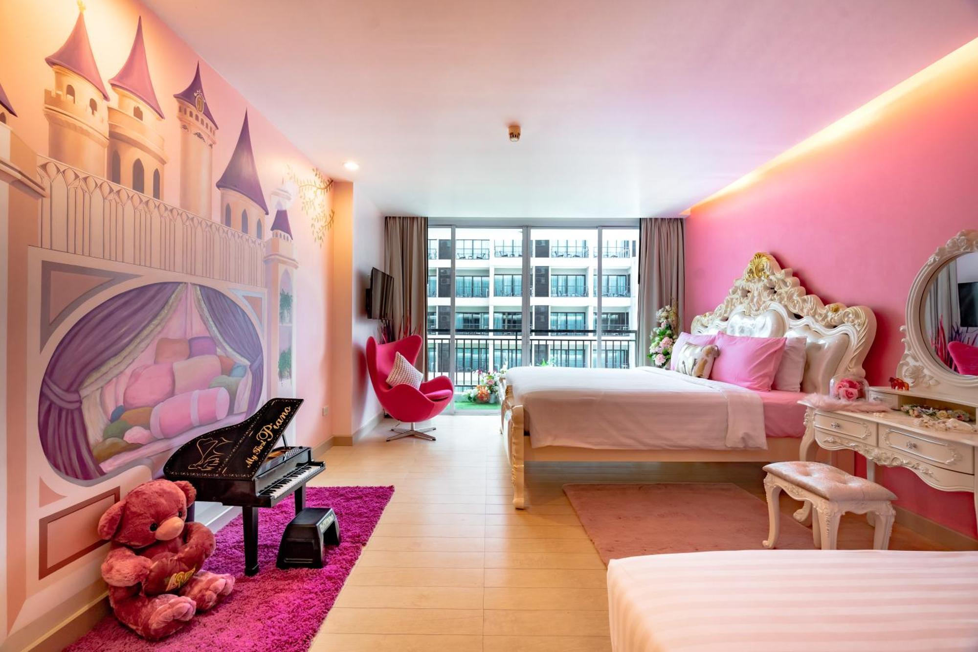 Hotel J Pattaya Esterno foto